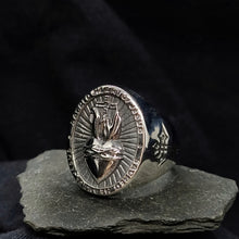 Load image into Gallery viewer, Sacred Heart Ring