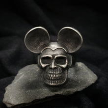 Load image into Gallery viewer, Mouse Skull Ring
