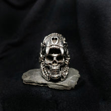 Load image into Gallery viewer, Native Skull Ring
