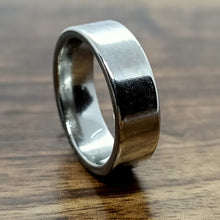 Load image into Gallery viewer, Simple Stainless Steel Band
