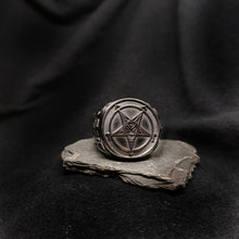 Load image into Gallery viewer, Pentagram Ring