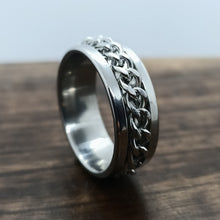 Load image into Gallery viewer, Fidget Chain Ring