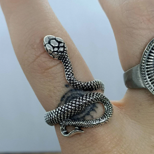 Adjustable Snake Ring